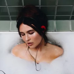 MIMI WEBB - Confessions / vinyl bakelit / LP