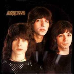 ARROWS - Firts Hit CD